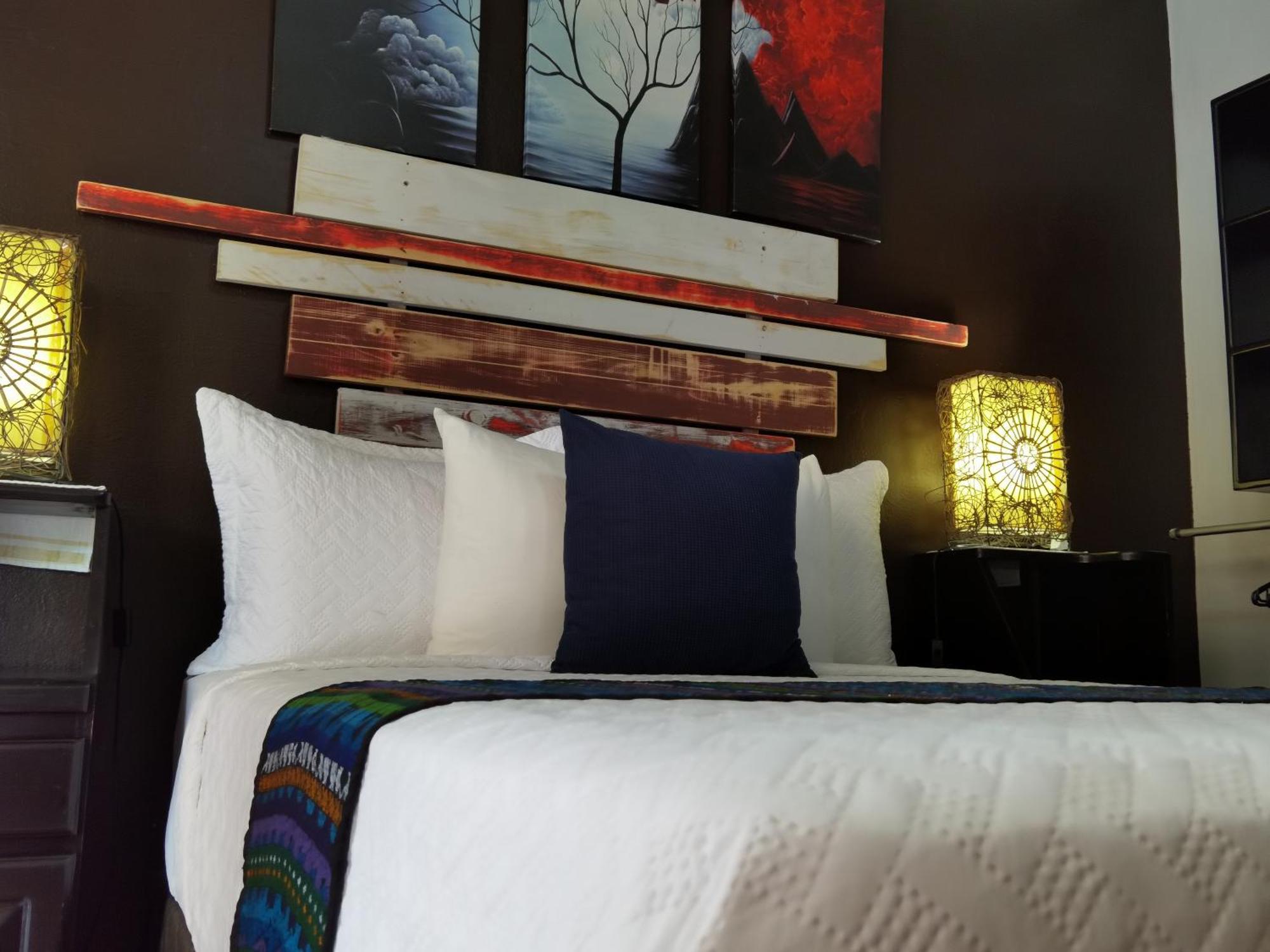 Sunrise House Bed & Breakfast Quepos Bagian luar foto