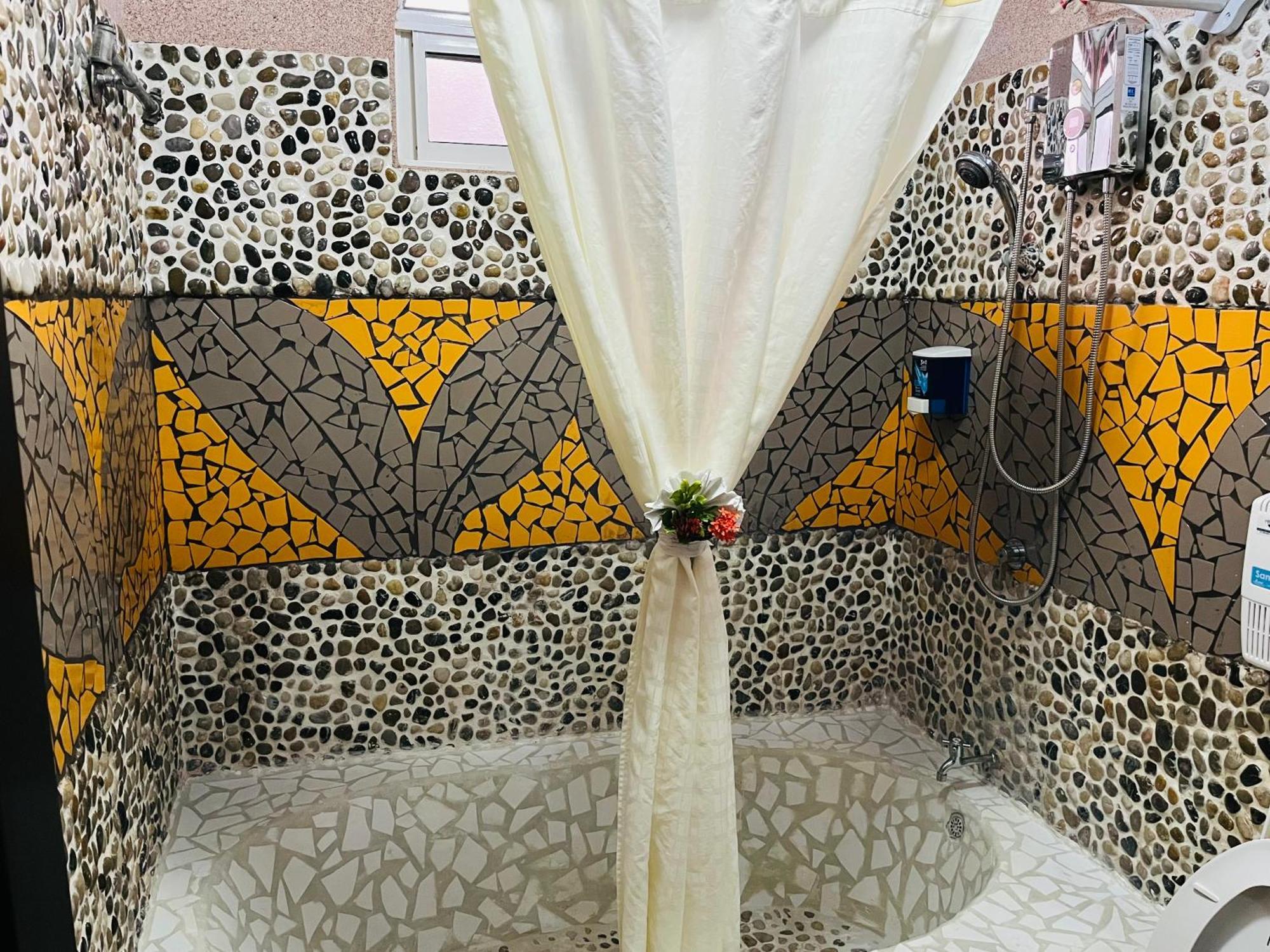 Sunrise House Bed & Breakfast Quepos Bagian luar foto